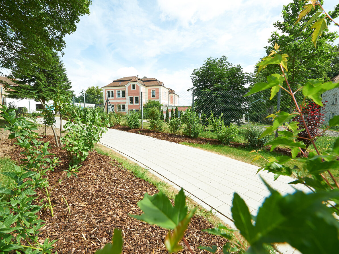 Außenansicht der alten Kinder- und Jugendpsychiatrie Ansbach